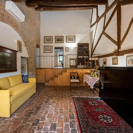 Old Well Country Mansion 3200squarefeet * San Pietro Viminario