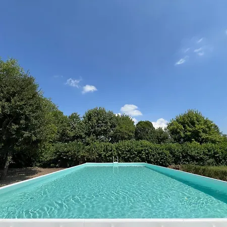 Old Well Country Mansion 3200squarefeet Villa